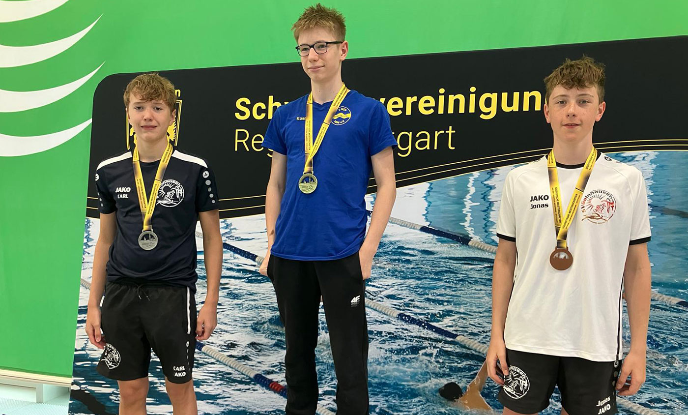 Carl Relecker (Platz 2), Jonas Tittel (Platz 3 100 m Brust)